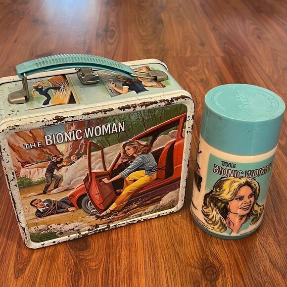 Bionic Woman 1978 vintage lunchbox with thermos - Picture 1 of 6